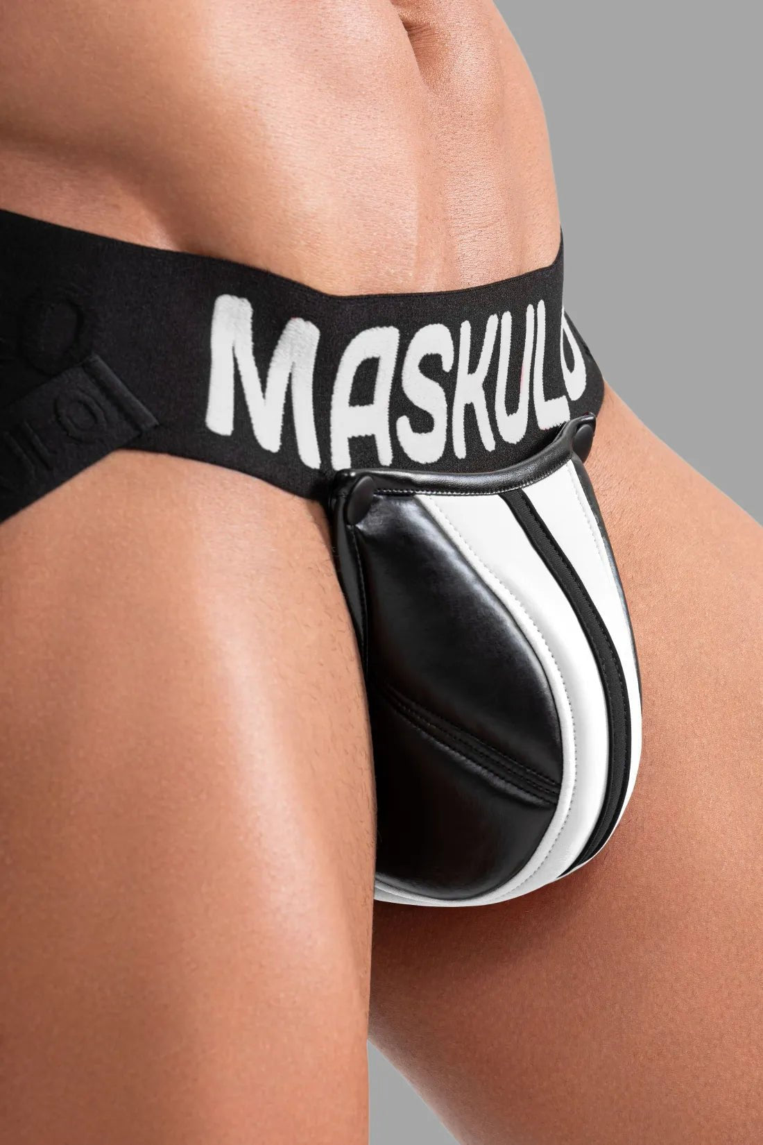Maskulo Global (EU) online store product: Black and white jockstrap, featuring a big bulge, for men&