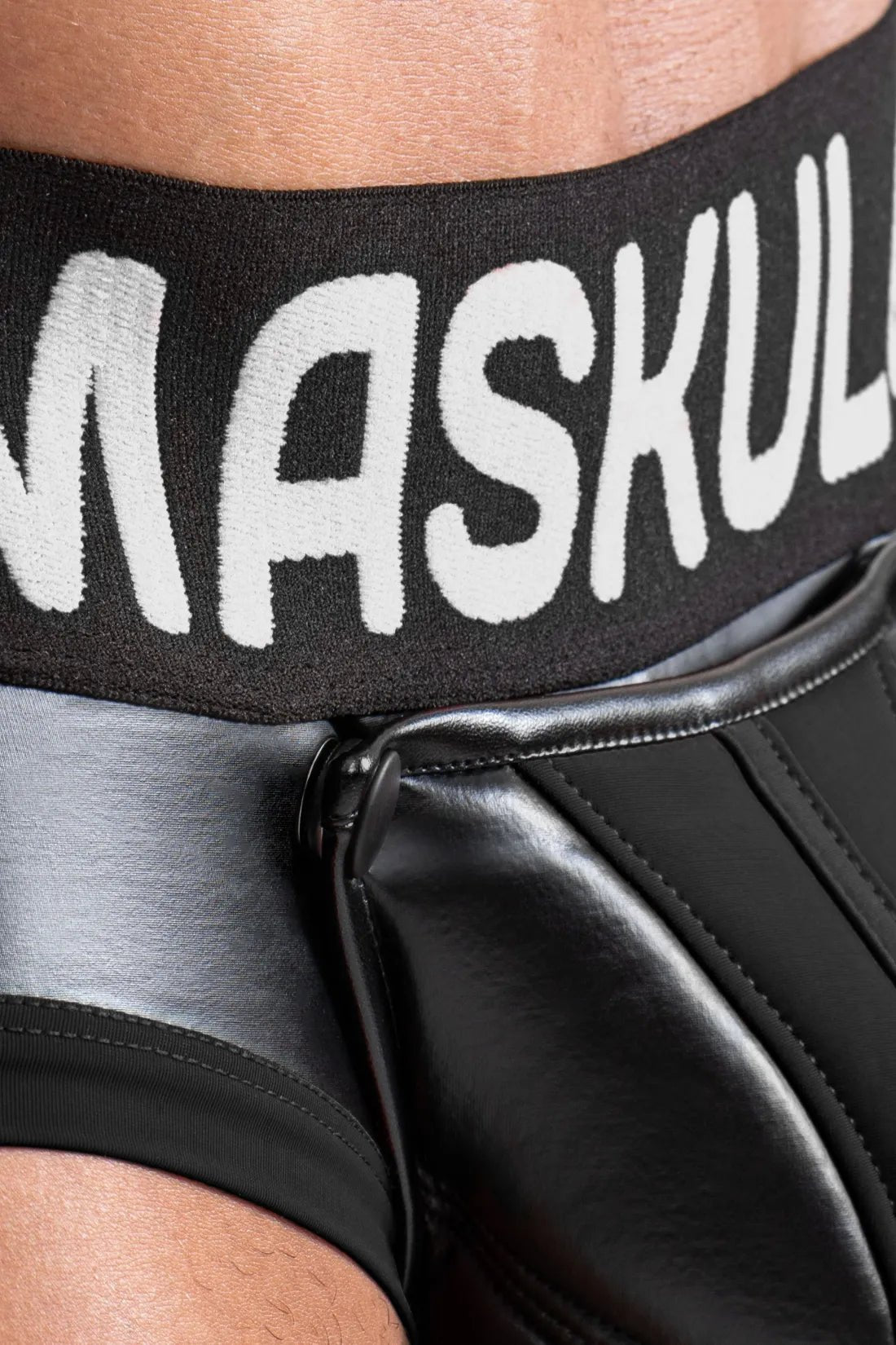 Maskulo Black Briefs with Pads. Men&