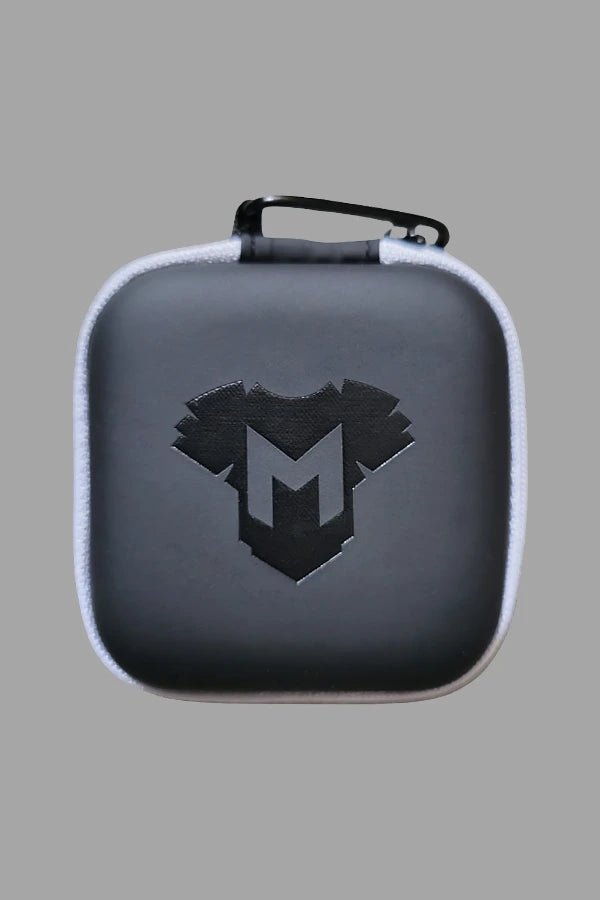 Jax Wanderlust Mini Zip Case with Carabiner in black and white from Maskulo Global (EU) online store.