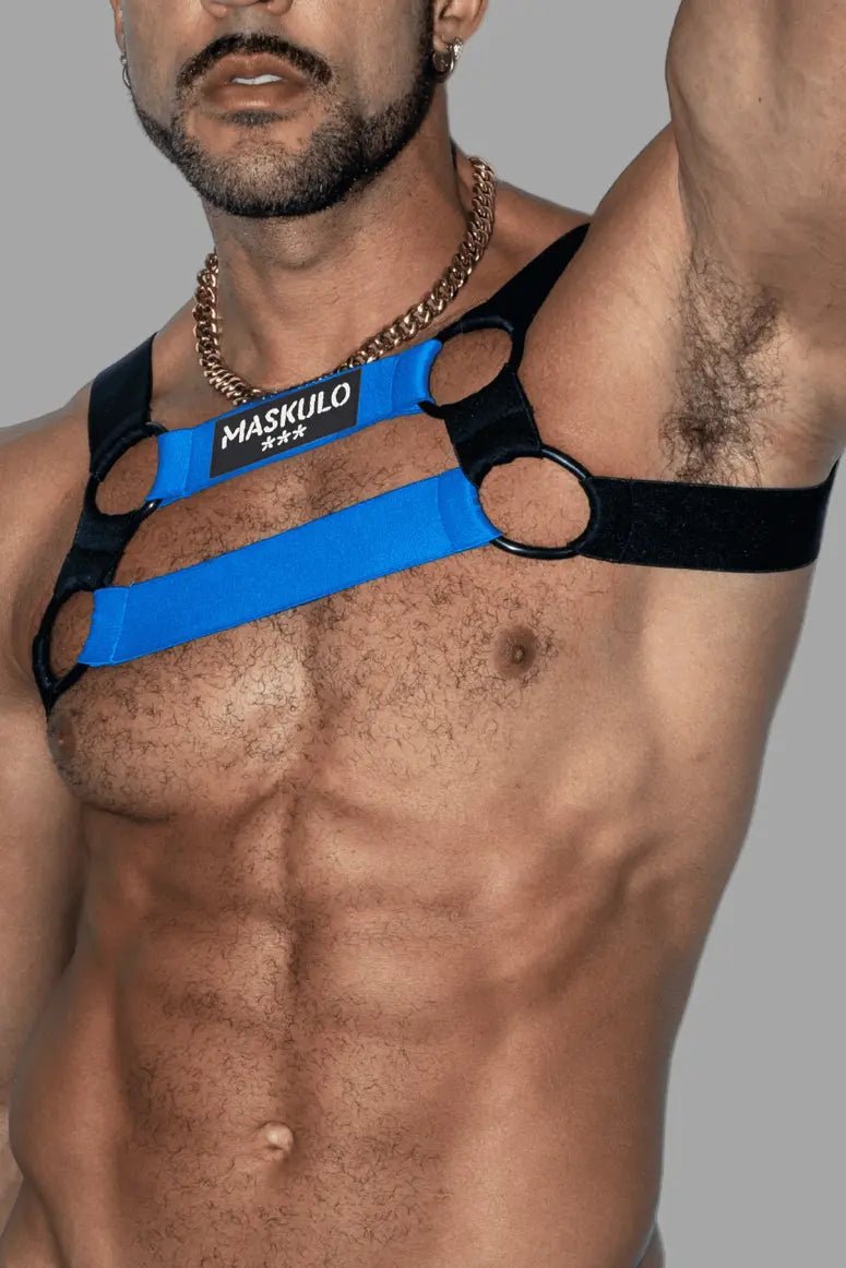 Maskulo Goran Tropix elastic bulldog harness in blue and black, made from 100% nylon. Sturdy, stretchy, and perfect for social events.
