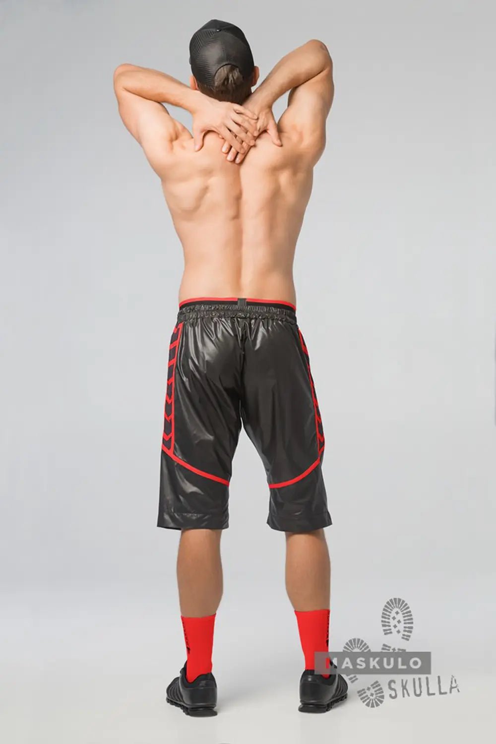 Skulla. Windbreaker Knee Shorts. Red - Maskulo - MSH120-Y1 - Maskulo EU Global Online Store