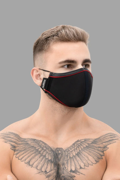 Outtox Everyday Mask in black and red, a comfortable fashion face mask accessory from Maskulo Global (EU) online store.