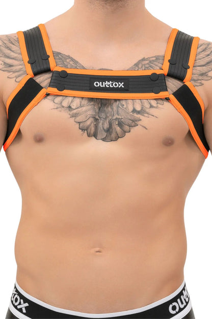 Maskulo Outtox Bulldog Harness with snaps in black and red. Stylish accessory for bold looks, adjustable fit, comfortable wear.