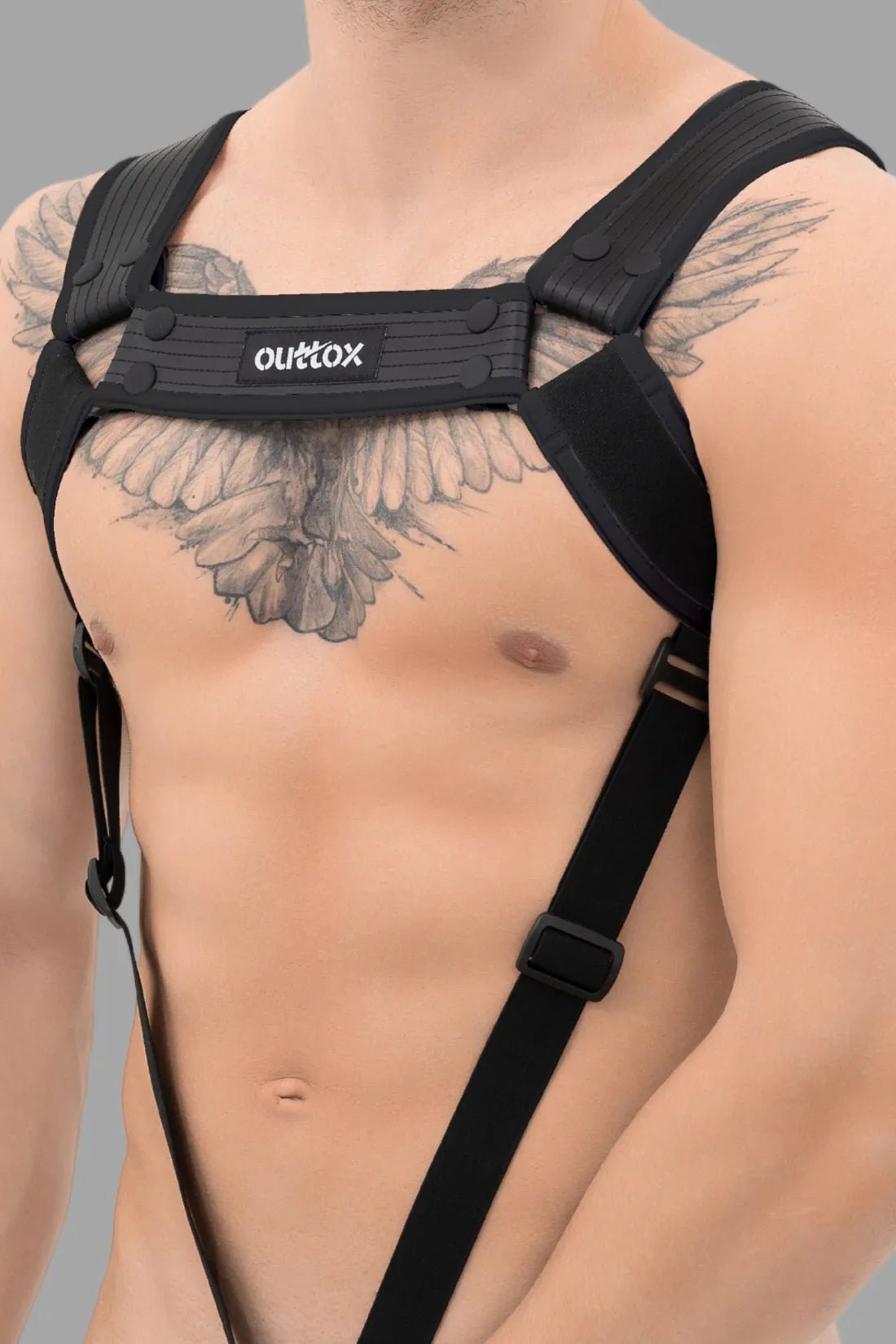 Maskulo Outtox black body harness with snaps. Men&